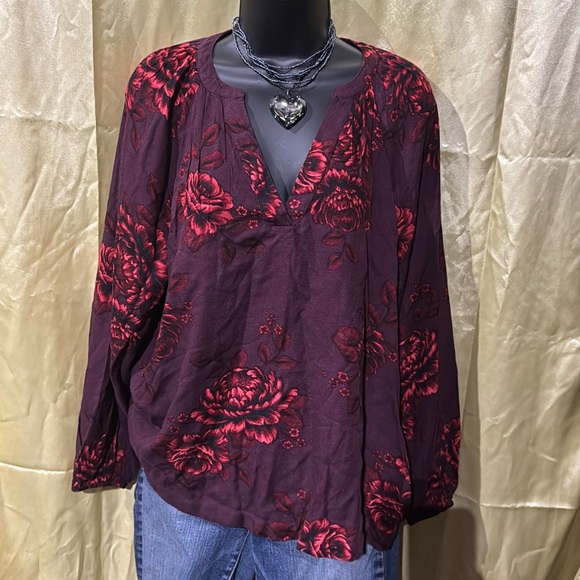 Old Navy Tops - Purple and Red Floral Old Navy Tunic - Women’s Size M